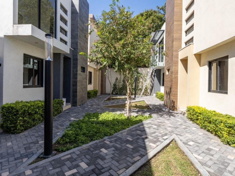 Guadalupe, Nuevo León, 67129, Mexico, 2 Bedrooms Bedrooms, ,1 BathroomBathrooms,Residential,For Sale,1859547