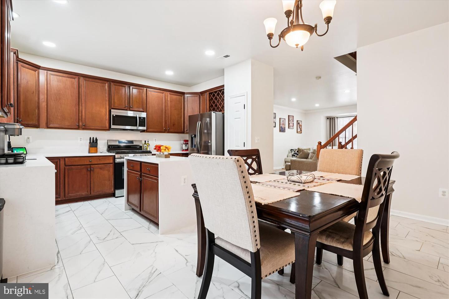 Woodbridge, Virginia, 22191, United States, 3 Bedrooms Bedrooms, ,4 BathroomsBathrooms,Residential,For Sale,1989023