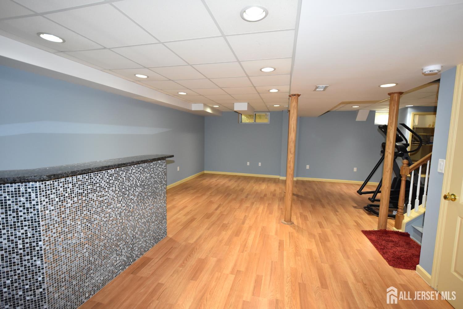 North Brunswick, New Jersey, 08902, United States, 3 Bedrooms Bedrooms, ,3 BathroomsBathrooms,Residential,For Sale,1992590