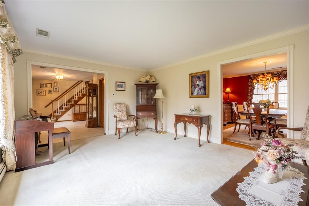 Fishkill, New York, 12524, United States, 4 Bedrooms Bedrooms, ,3 BathroomsBathrooms,Residential,For Sale,1930381