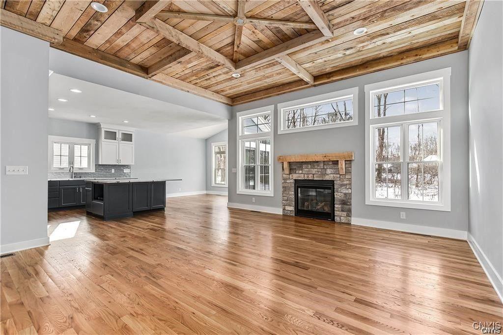 Syracuse, New York, 13215, United States, 3 Bedrooms Bedrooms, ,3 BathroomsBathrooms,Residential,For Sale,1846981