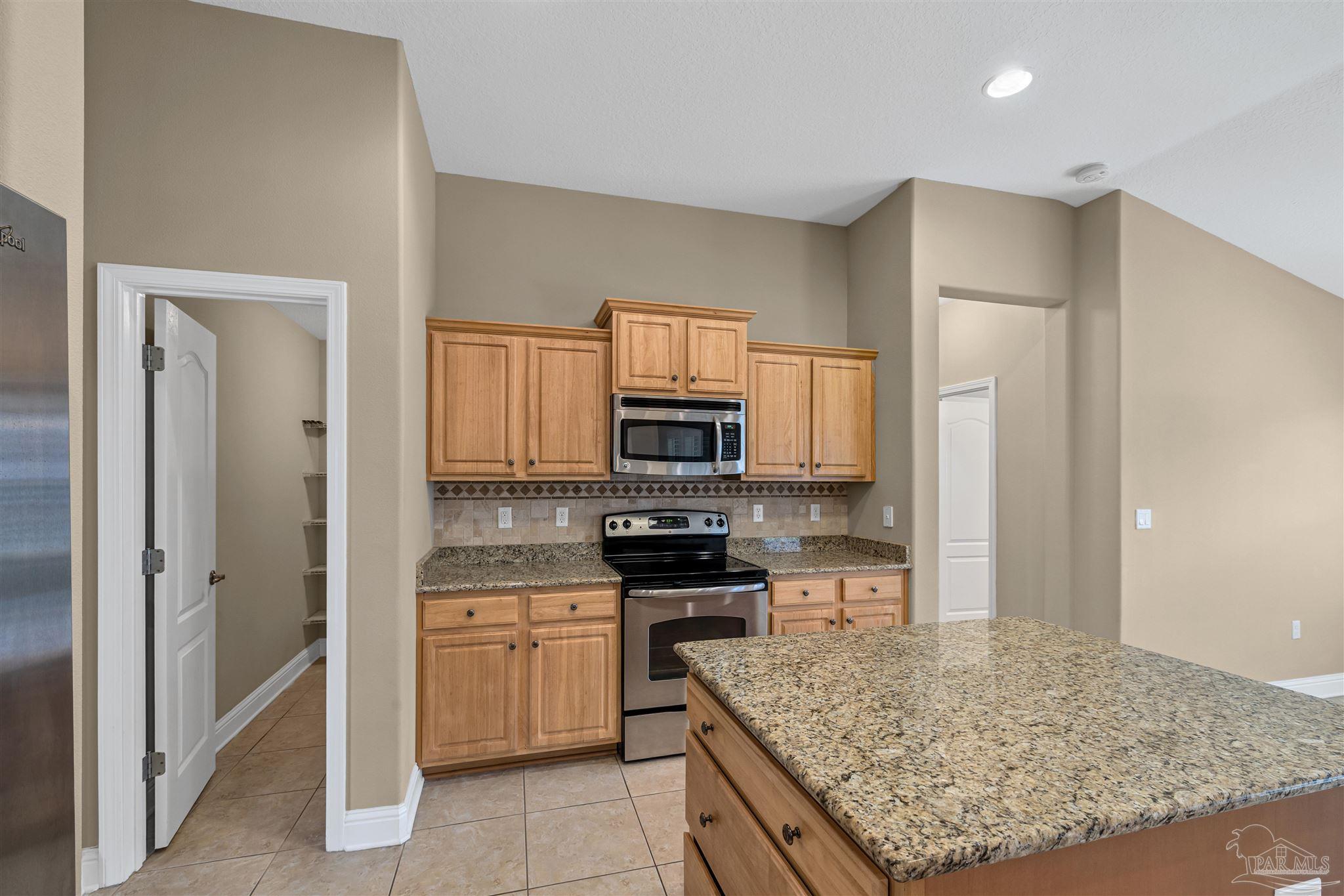 Navarre, Florida, 32566, United States, 4 Bedrooms Bedrooms, ,3 BathroomsBathrooms,Residential,For Sale,1892074