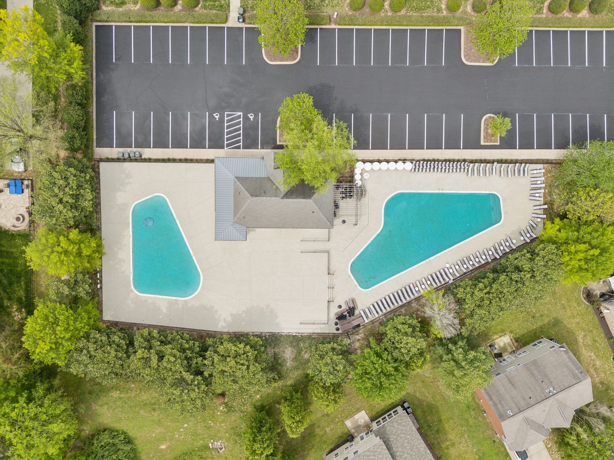 Nolensville, Tennessee, 37135, United States, 5 Bedrooms Bedrooms, ,3 BathroomsBathrooms,Residential,For Sale,2001946