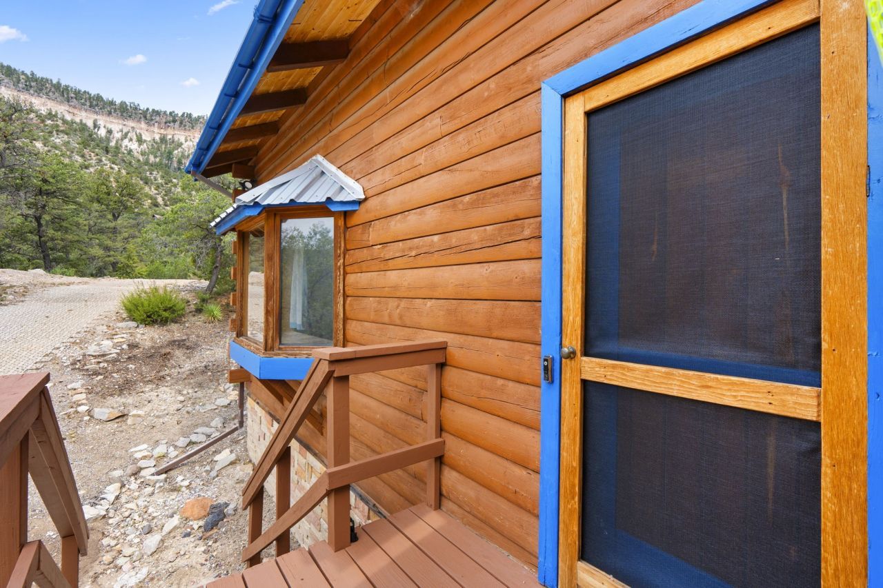 Jemez Springs, New Mexico, 87025, United States, 3 Bedrooms Bedrooms, ,3 BathroomsBathrooms,Residential,For Sale,1912004