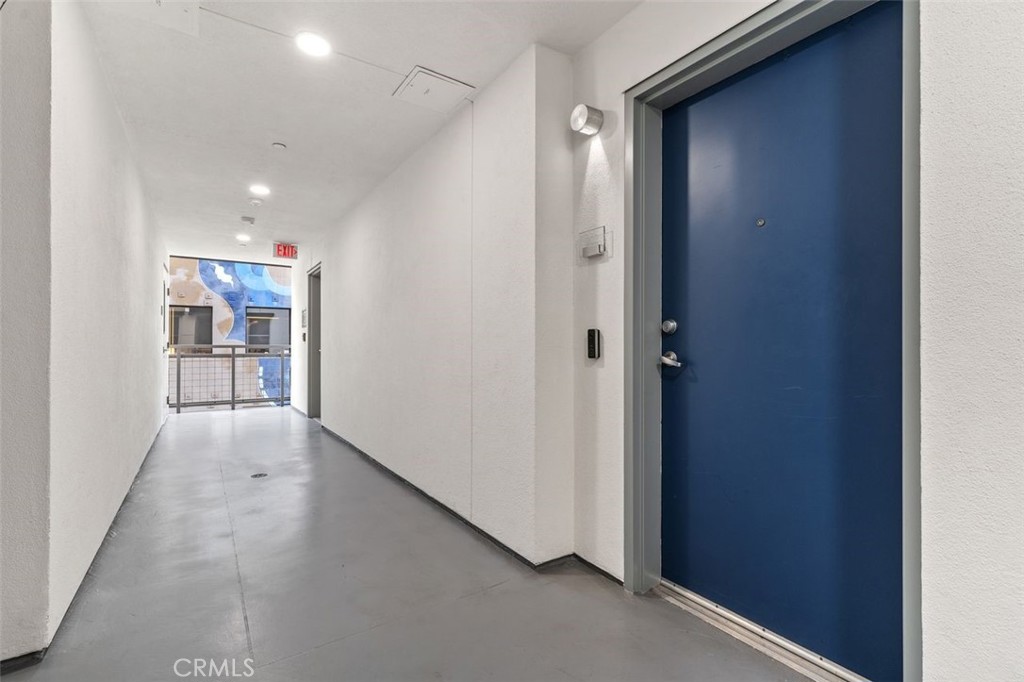 Long Beach, California, 90802, United States, 3 Bedrooms Bedrooms, ,3 BathroomsBathrooms,Residential,For Sale,2002105