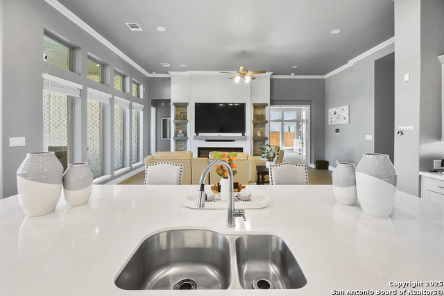 San Antonio, Texas, 78254, United States, 4 Bedrooms Bedrooms, ,4 BathroomsBathrooms,Residential,For Sale,1867143