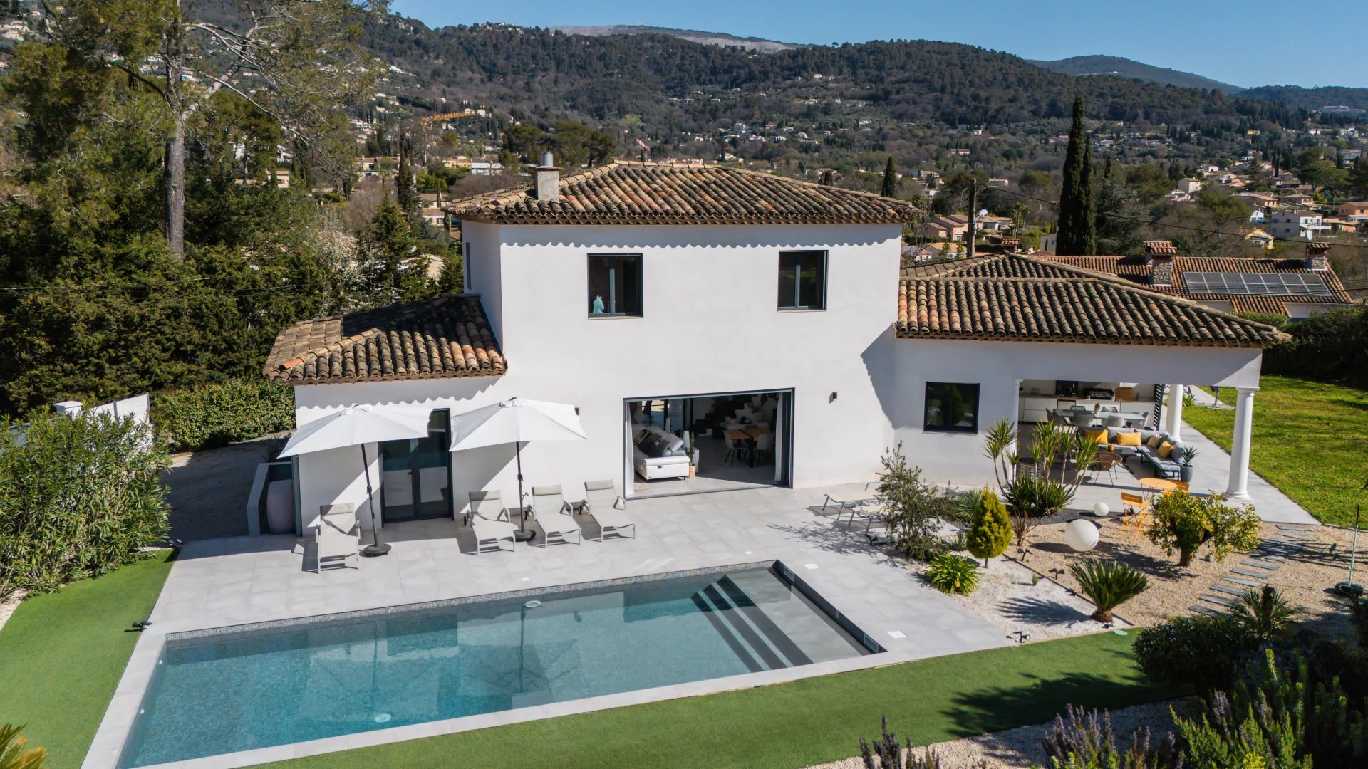 Peymeinade, Provence-Alpes-Côte d’Azur, 06530, FR, 5 Bedrooms Bedrooms, ,4 BathroomsBathrooms,Residential,For Sale,1758685