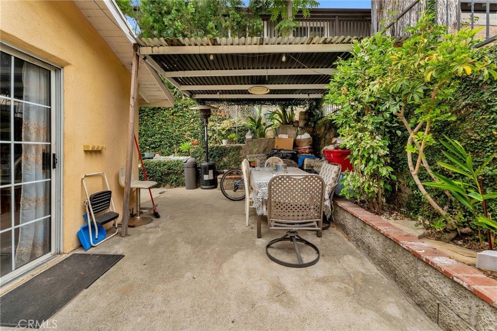 Los Angeles, California, 90065, United States, 2 Bedrooms Bedrooms, ,1 BathroomBathrooms,Residential,For Sale,1931706