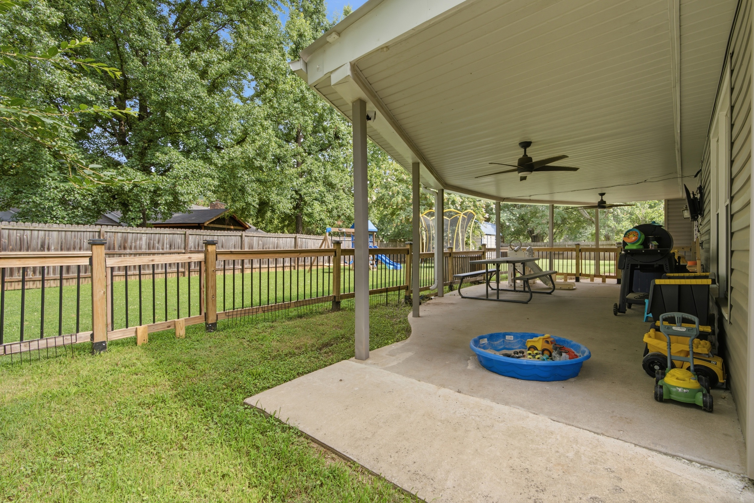  15003 Ashwood Circle SE - 物件實景