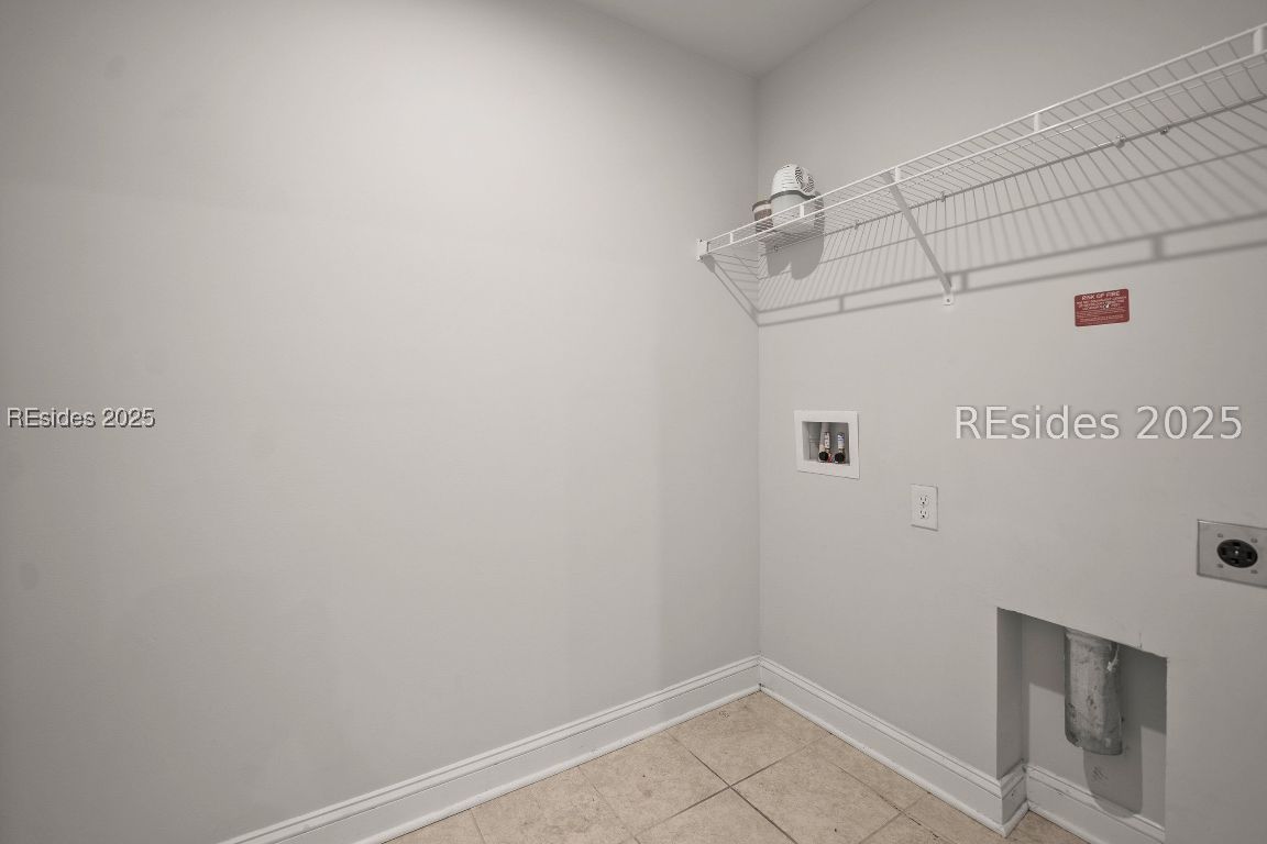 Bluffton, South Carolina, 29909, United States, 5 Bedrooms Bedrooms, ,3 BathroomsBathrooms,Residential,For Sale,1961218