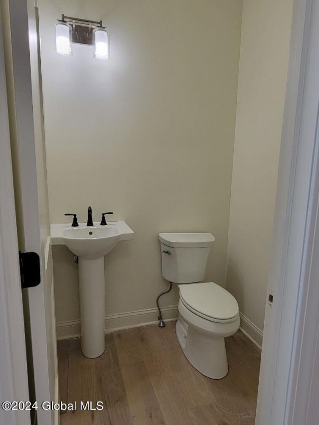 Lake George, New York, 12845, United States, 3 Bedrooms Bedrooms, ,3 BathroomsBathrooms,Residential,For Sale,1903544
