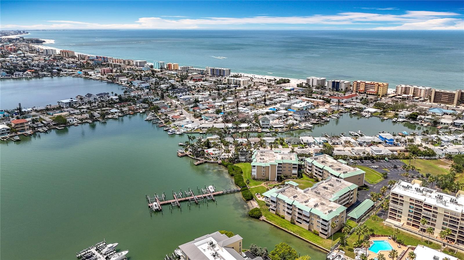 Madeira Beach, Florida, 33708, United States, 2 Bedrooms Bedrooms, ,2 BathroomsBathrooms,Residential,For Sale,1981210