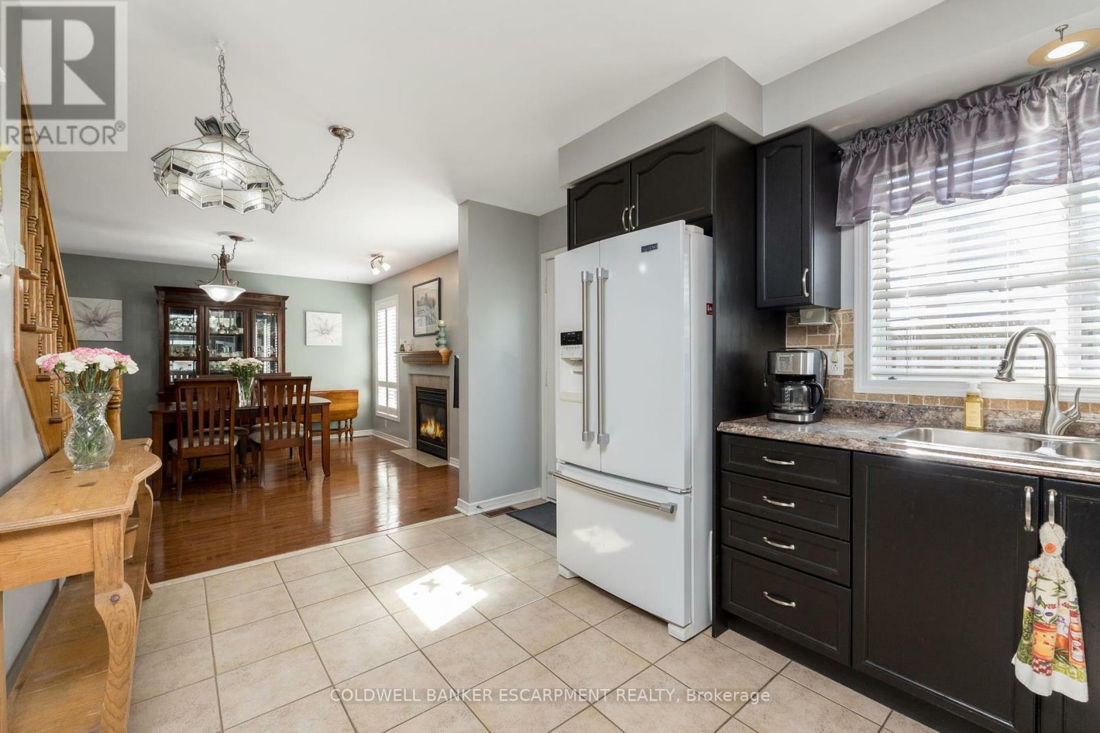 MILTON (CL CLARKE), Ontario, L9T 5K1, CA, 3 Bedrooms Bedrooms, ,3 BathroomsBathrooms,Residential,For Sale,1837100