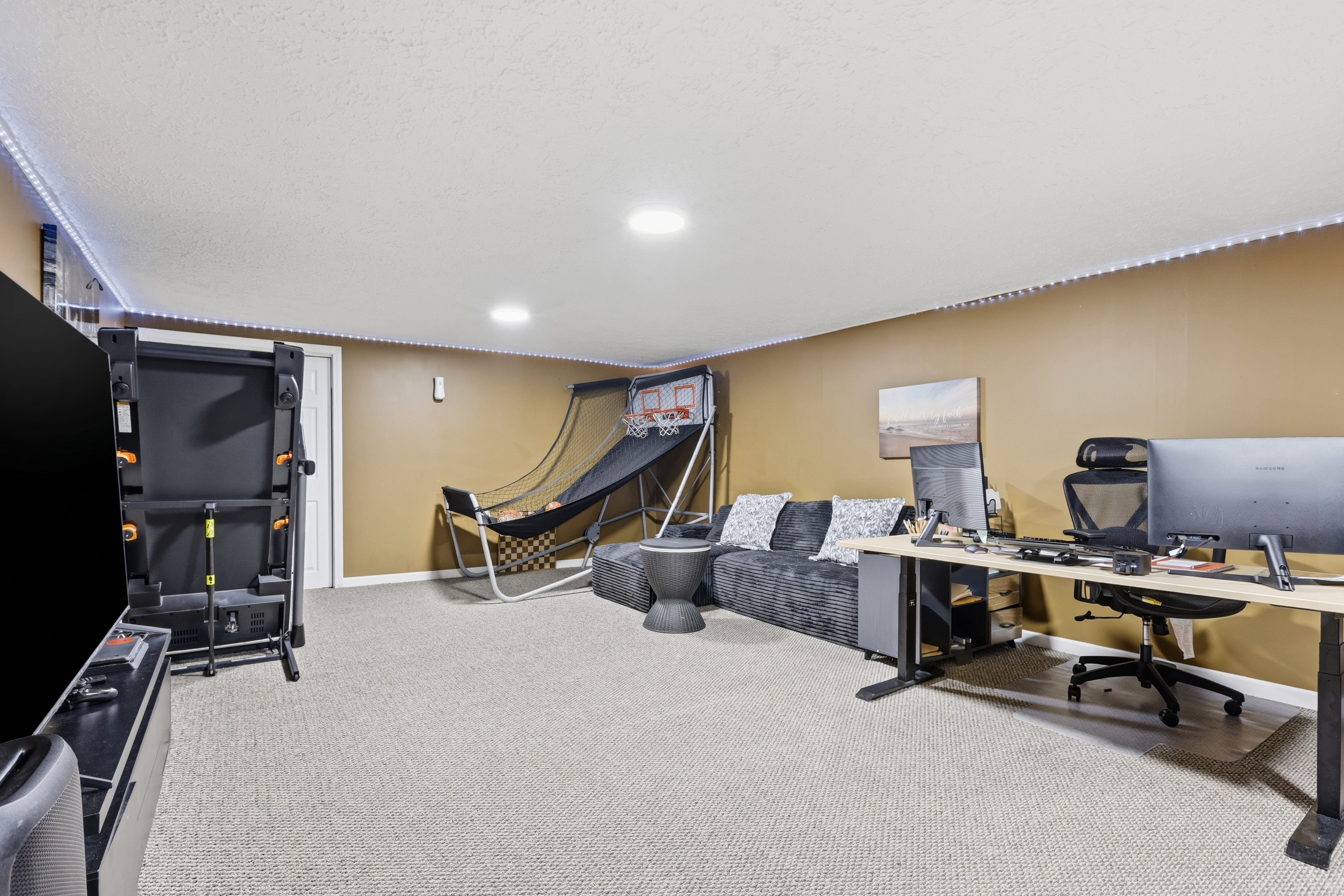  31 Patriot Rd, Fitchburg, MA, 01420 - 物件實景