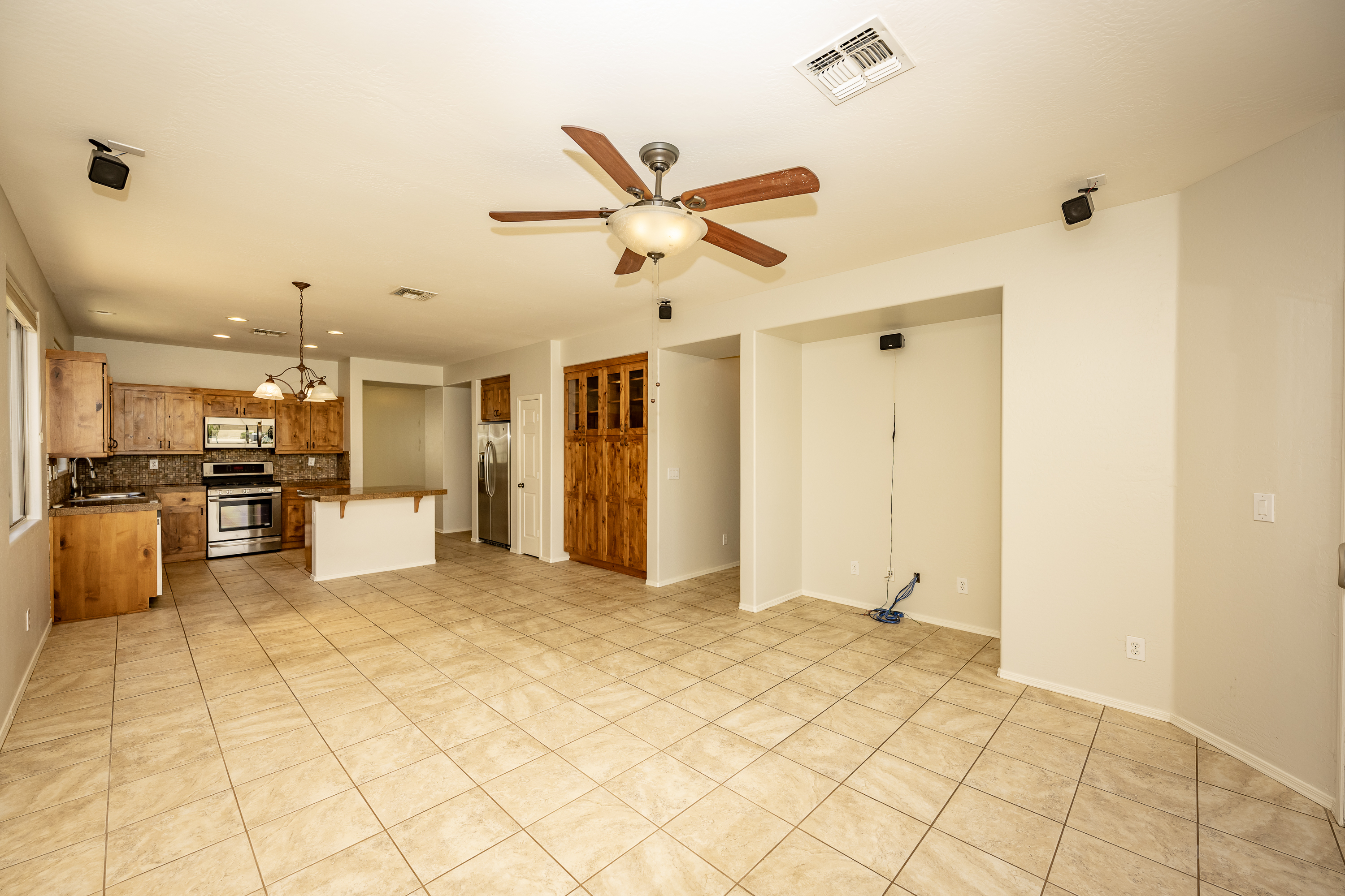 ANTHEM, Arizona, 85086, United States, 4 Bedrooms Bedrooms, ,2 BathroomsBathrooms,Residential,For Sale,1937627