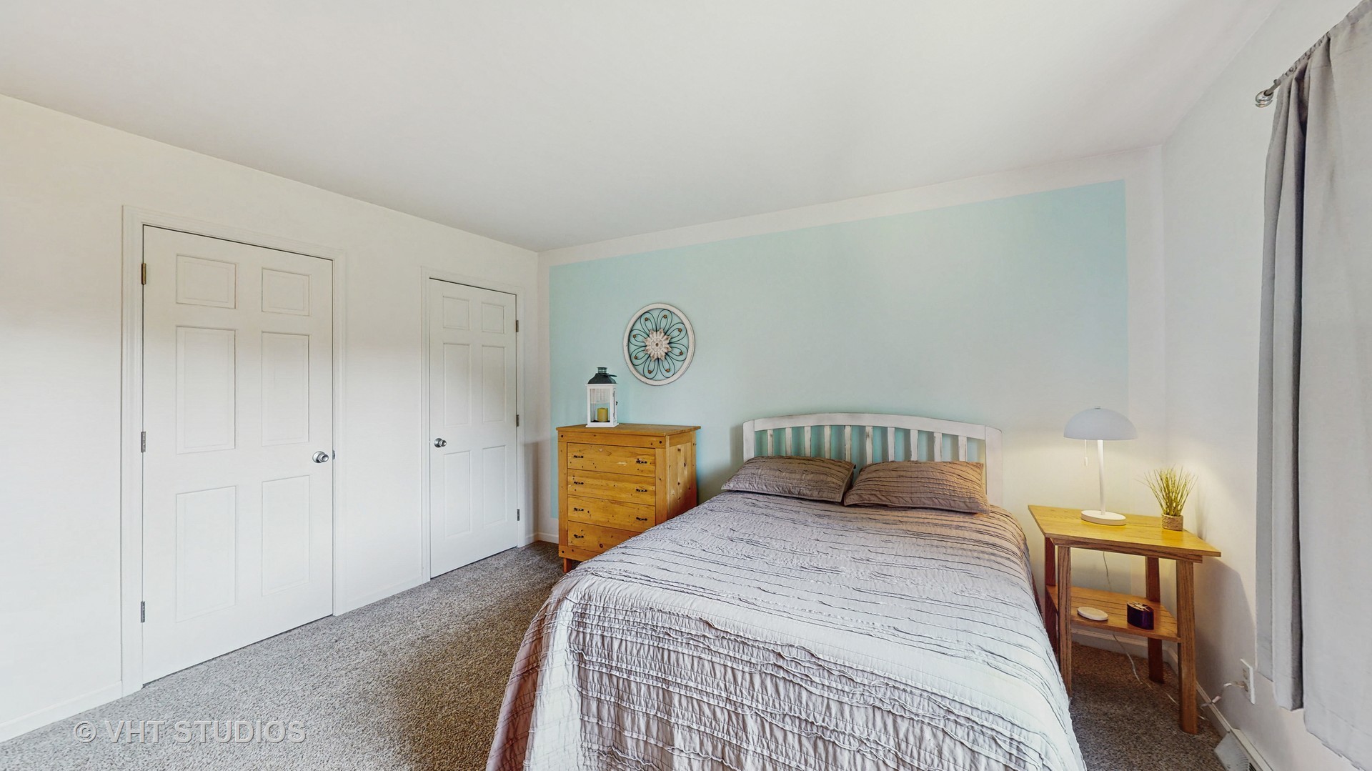 St. Charles, Illinois, 60175, United States, 4 Bedrooms Bedrooms, ,3 BathroomsBathrooms,Residential,For Sale,1889626