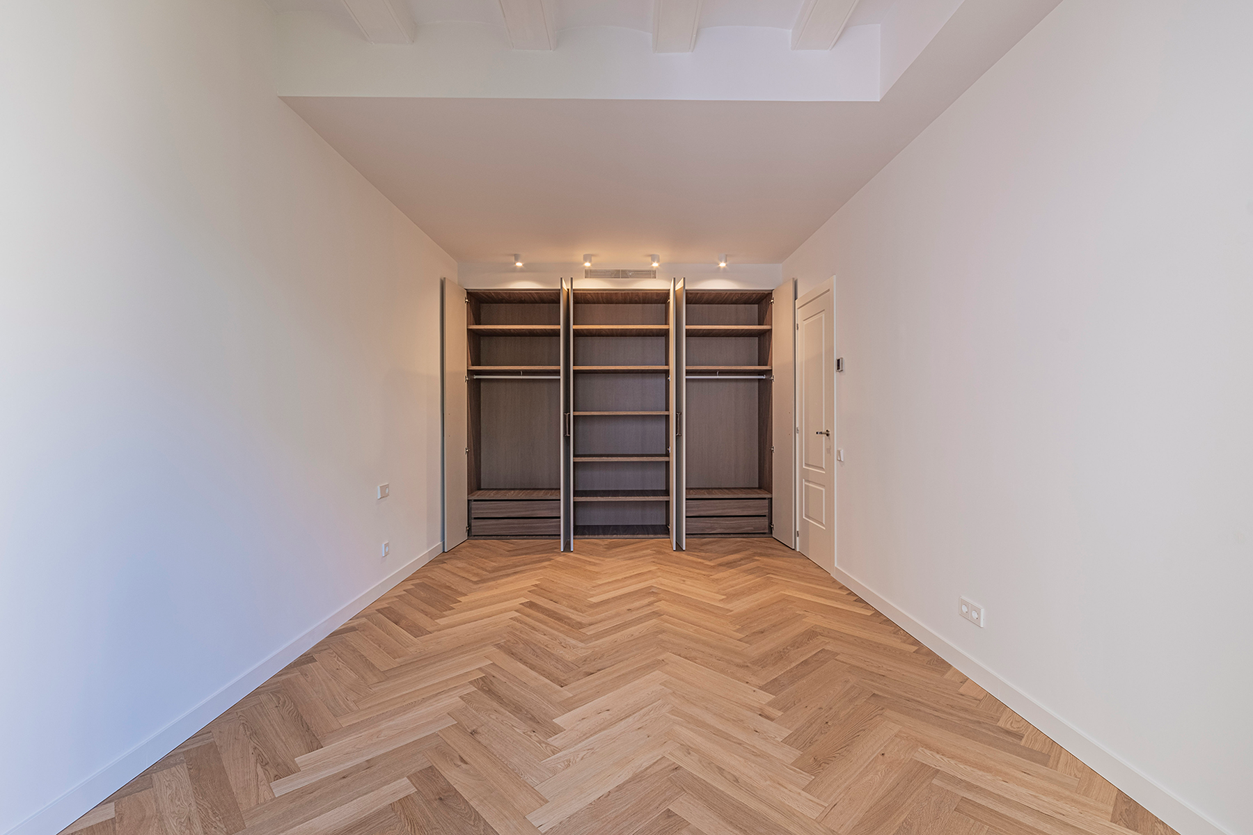  Fabulous fully renovated flat in the Gothic Quarter - 物件實景