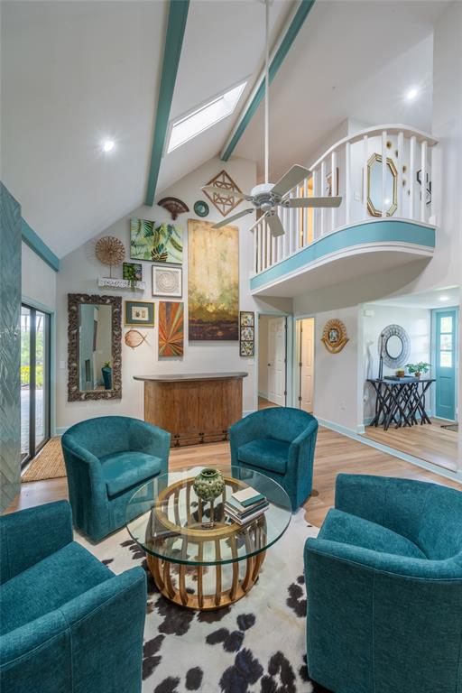 Sarasota, Florida, 34243, United States, 3 Bedrooms Bedrooms, ,4 BathroomsBathrooms,Residential,For Sale,1941793