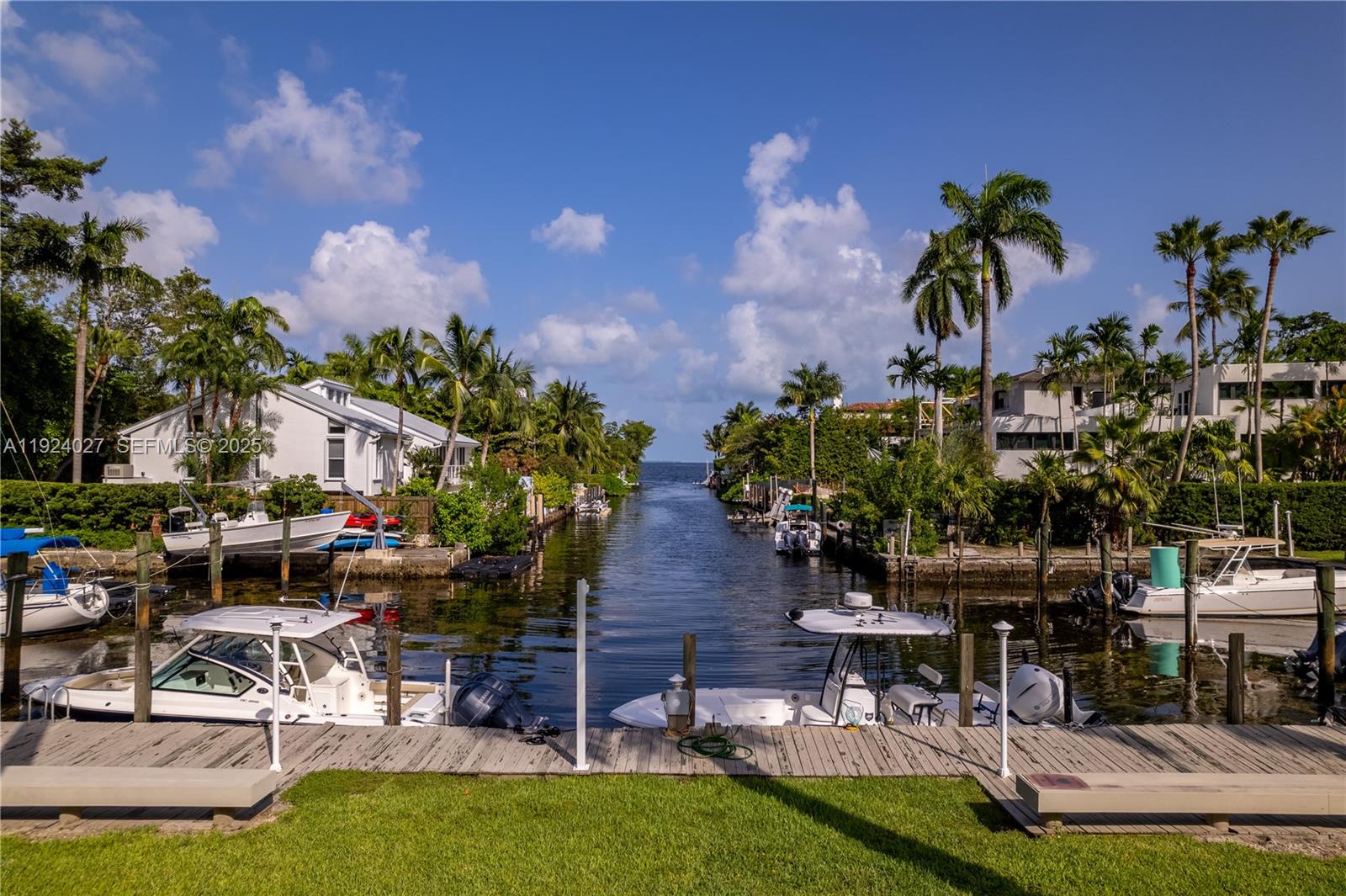 Coconut Grove, Florida, 33133, United States, ,Land,For Sale,2001655