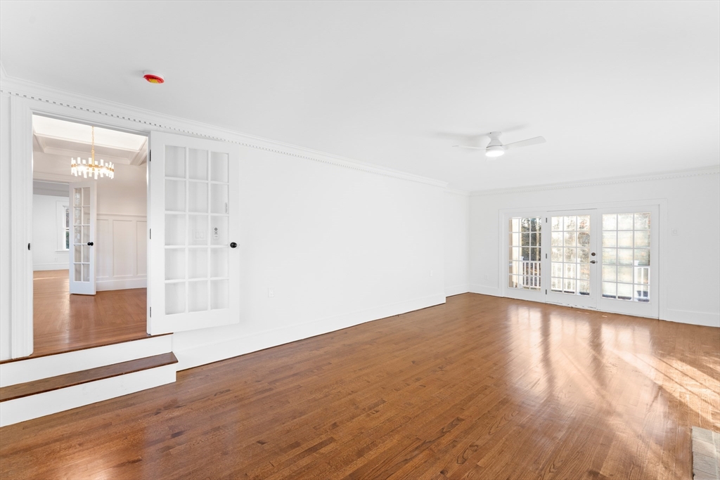 Franklin, Massachusetts, 02038, United States, 4 Bedrooms Bedrooms, ,2 BathroomsBathrooms,Residential,For Sale,2005165