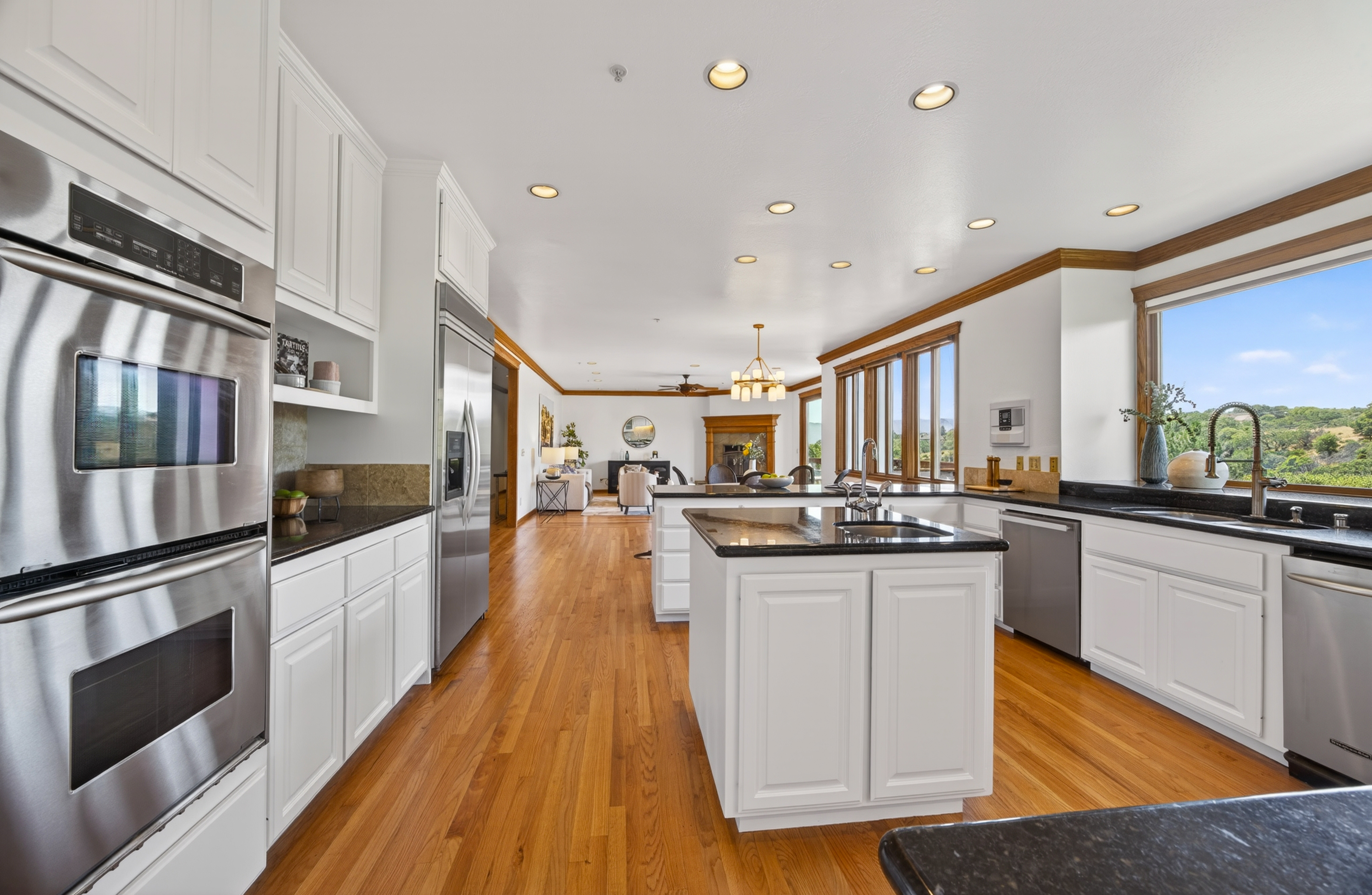  Grand Estate in Novato’s Prestigious Gated Lockton Lane - 物件實景