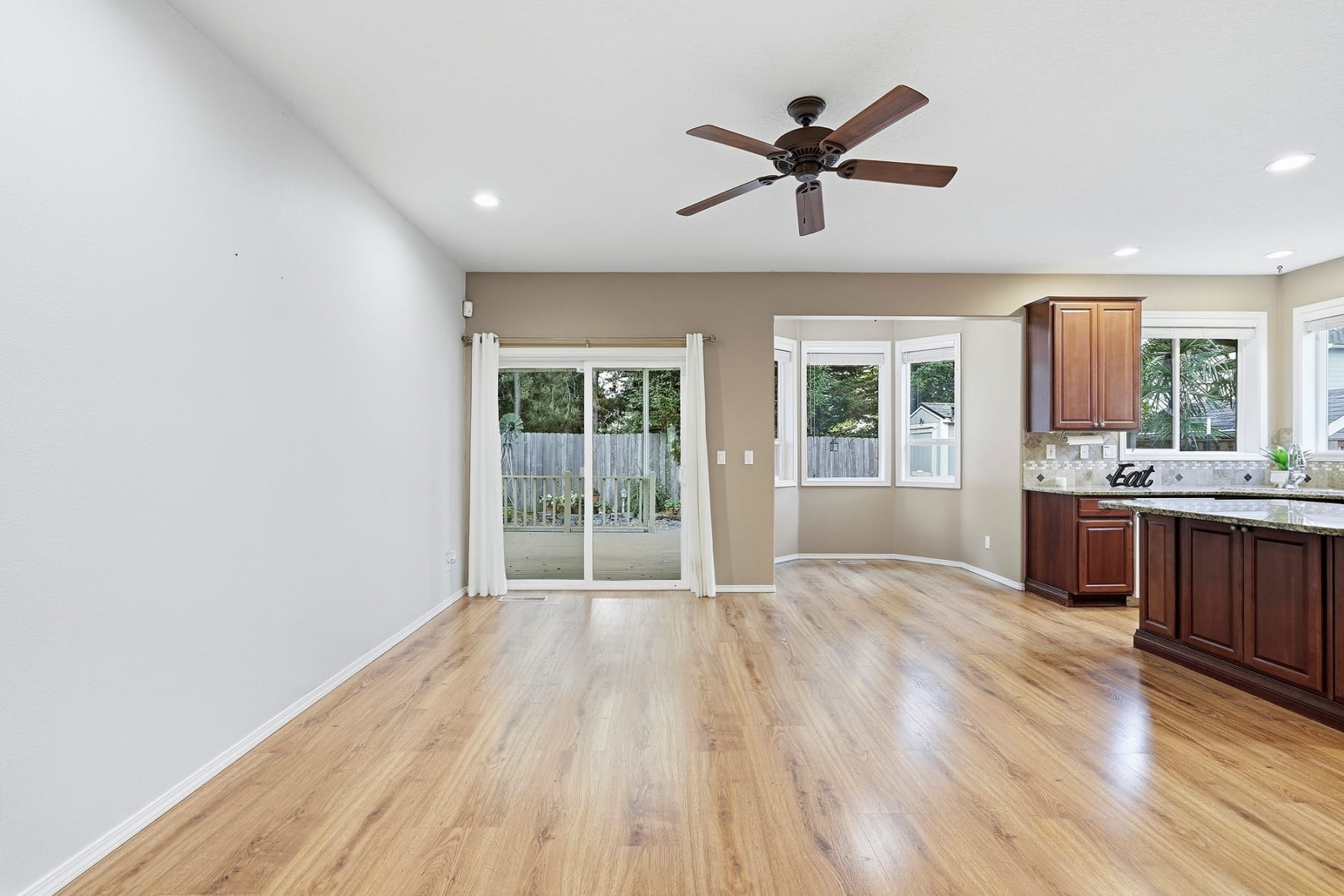  29411 SW CAMELOT ST Wilsonville, OR 97070 - 物件實景