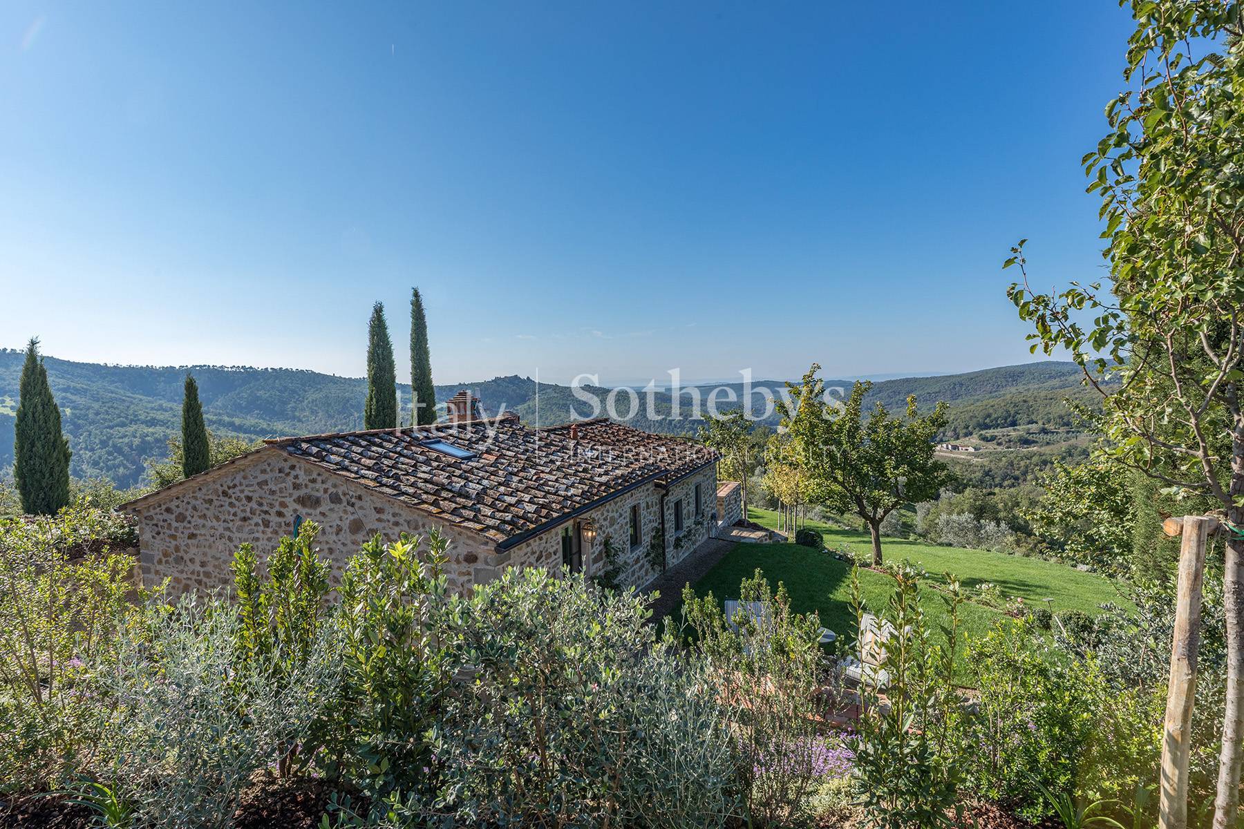  Refined renovated villa in the heart of Chianti - 物件實景
