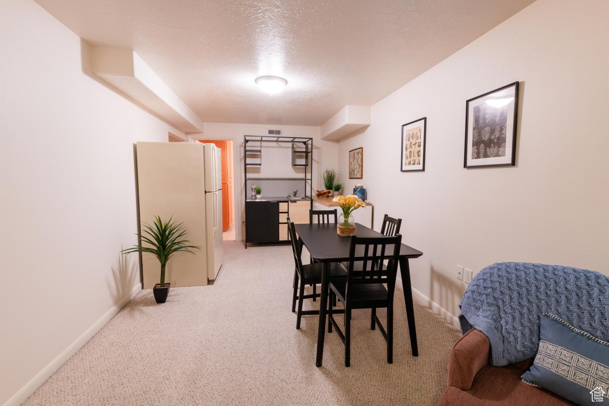 Orem, Utah, 84057, United States, 5 Bedrooms Bedrooms, ,2 BathroomsBathrooms,Residential,For Sale,1960499