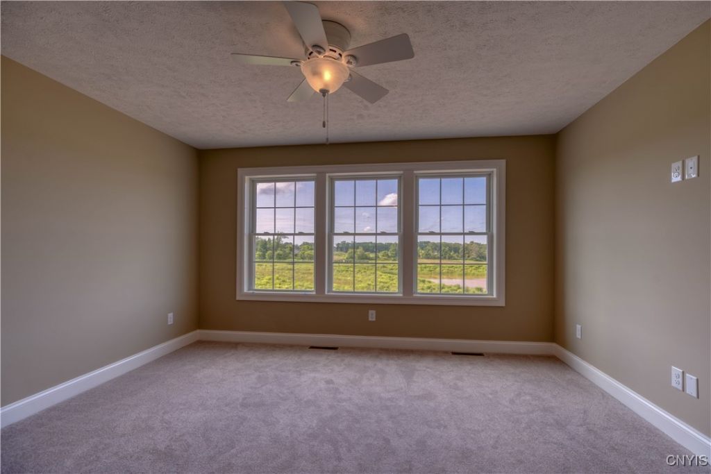 Baldwinsville, New York, 13027, United States, 4 Bedrooms Bedrooms, ,3 BathroomsBathrooms,Residential,For Sale,1906814