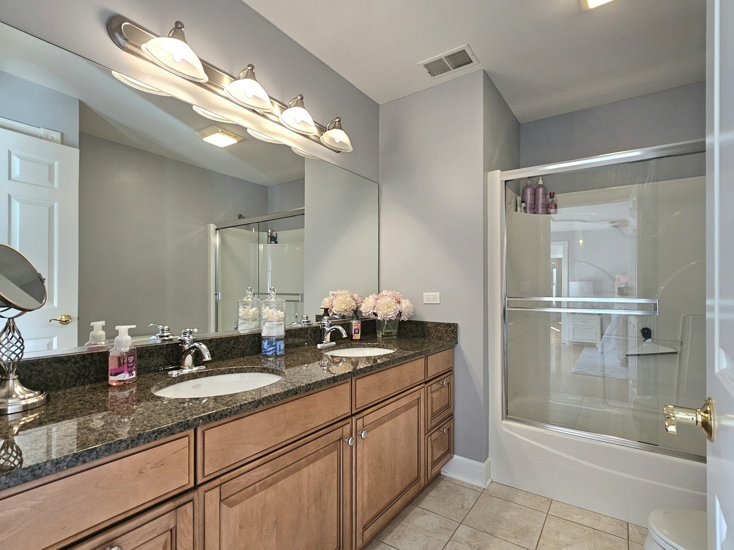 New Lenox, Illinois, 60451, United States, 6 Bedrooms Bedrooms, ,6 BathroomsBathrooms,Residential,For Sale,1810634