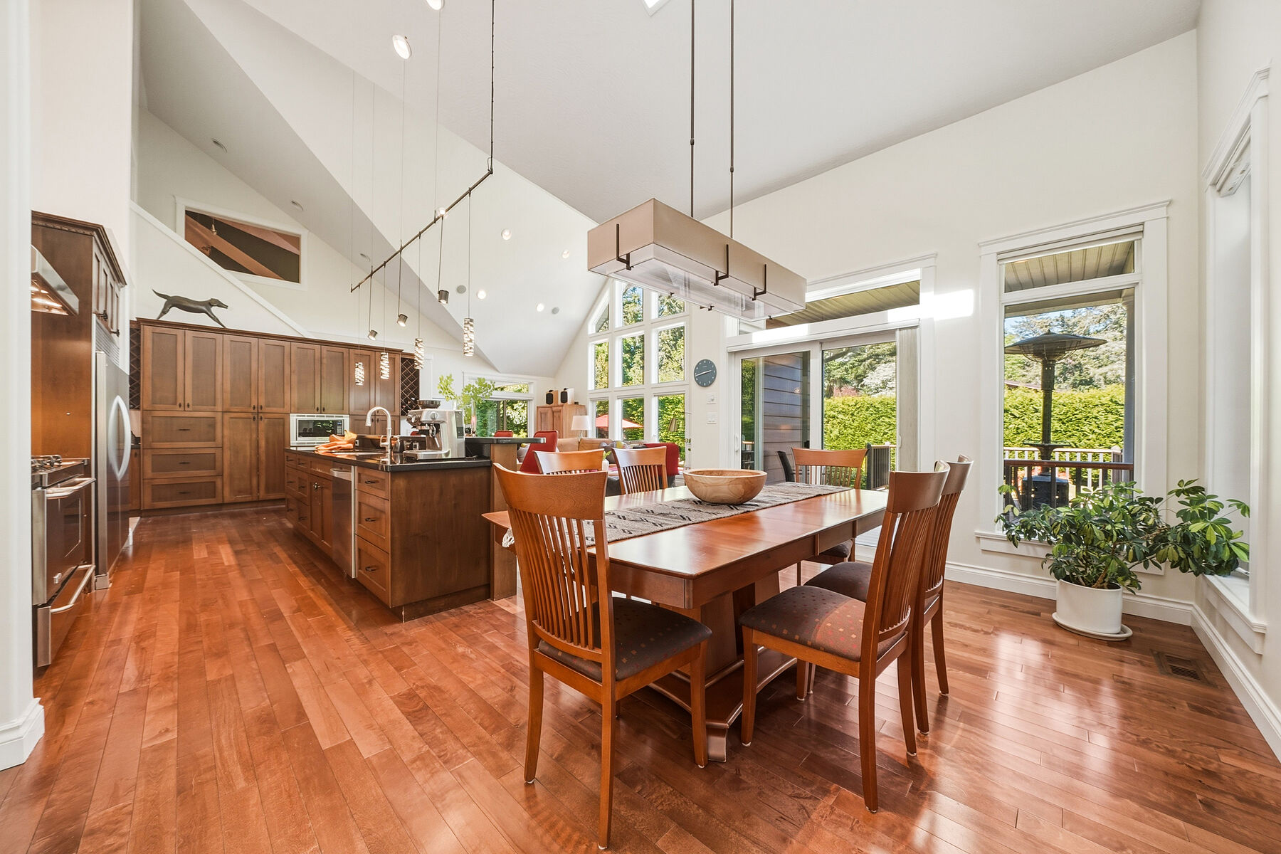  Fabulous Upscale Home - 物件實景