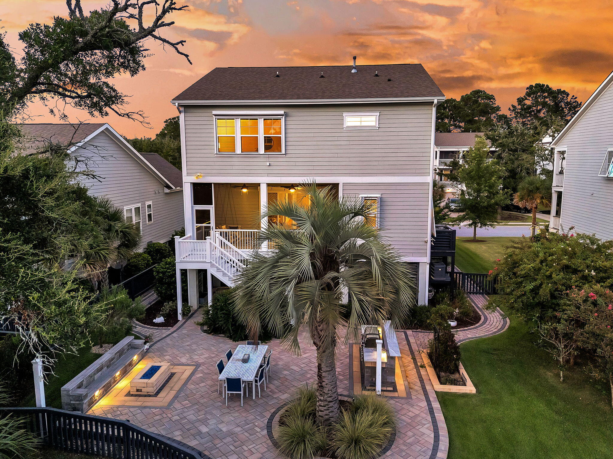 Mount Pleasant, South Carolina, 29466, United States, 4 Bedrooms Bedrooms, ,3 BathroomsBathrooms,Residential,For Sale,1900644