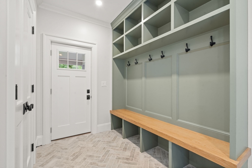 Westwood, Massachusetts, 02090, United States, 5 Bedrooms Bedrooms, ,5 BathroomsBathrooms,Residential,For Sale,1911878