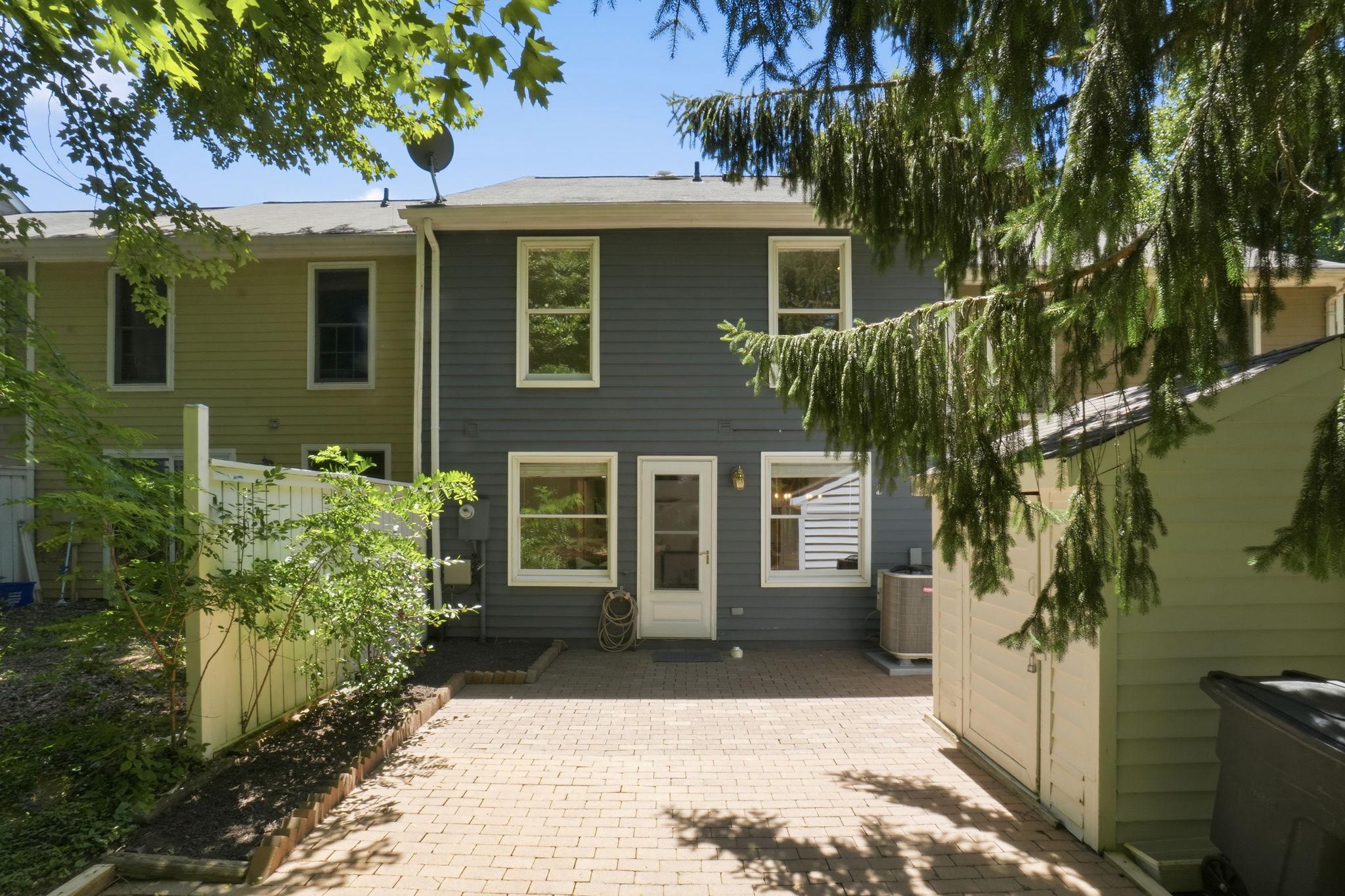  1579 Poplar Grove Drive, Reston, VA, 20194 - 物件實景