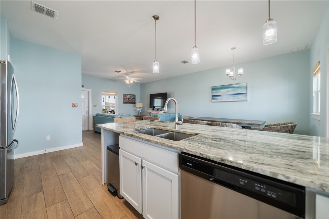 Corpus Christi, Texas, 78418, United States, 3 Bedrooms Bedrooms, ,3 BathroomsBathrooms,Residential,For Sale,1736006