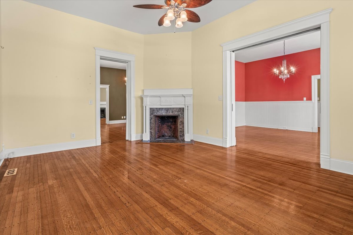 Hartsville, South Carolina, 29550, United States, 4 Bedrooms Bedrooms, ,4 BathroomsBathrooms,Residential,For Sale,1820221