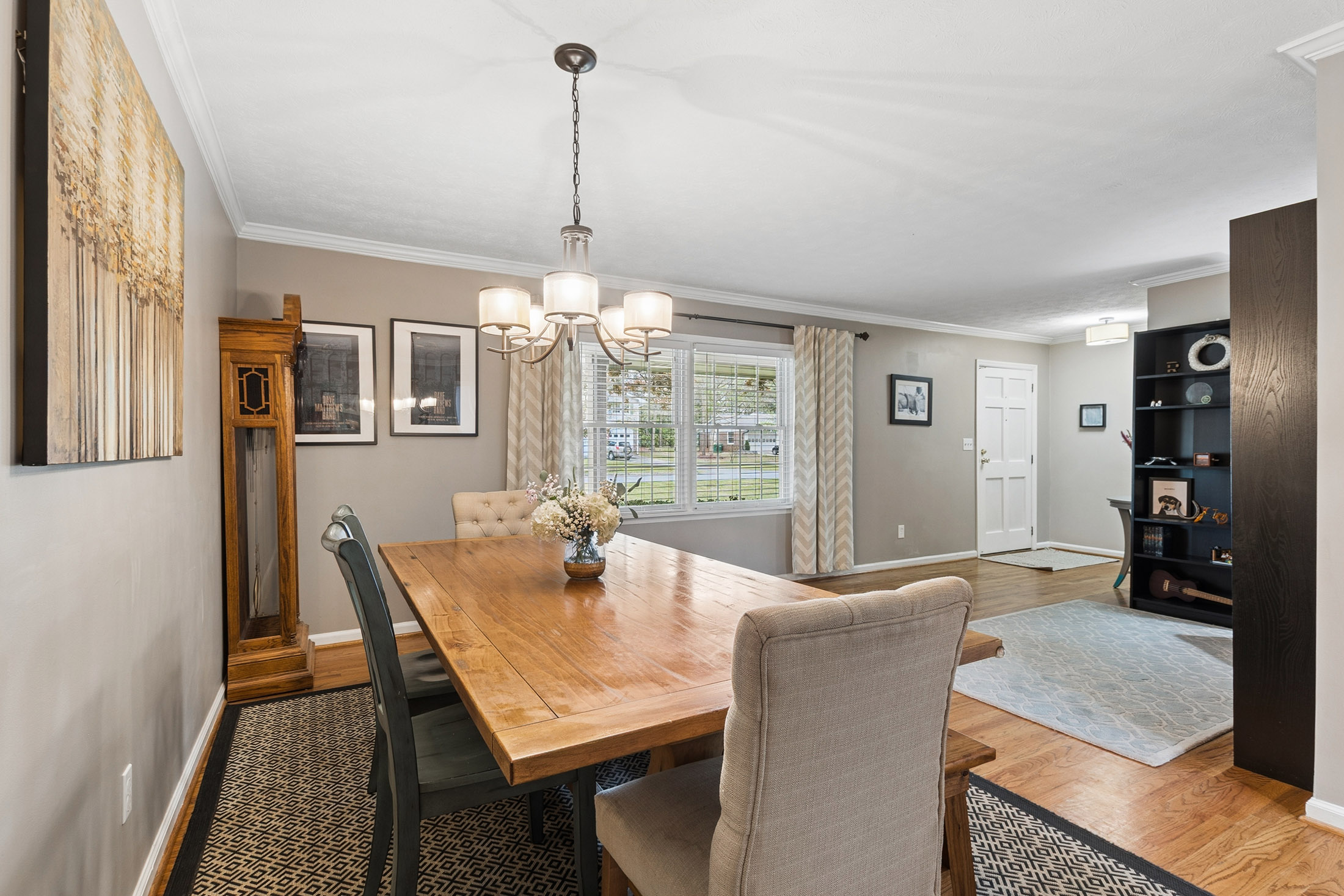  Charming Brick Ranch Nestled in Desirable Lockridge Forest Community - 物件實景