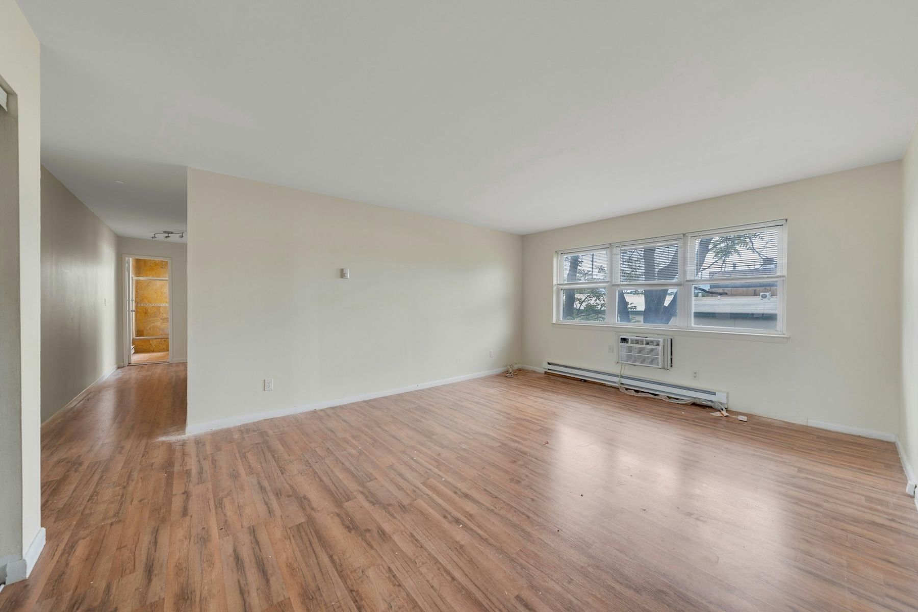  205 Bergen Turnpike, Ridgefield Park, NJ, 07660 - 物件實景