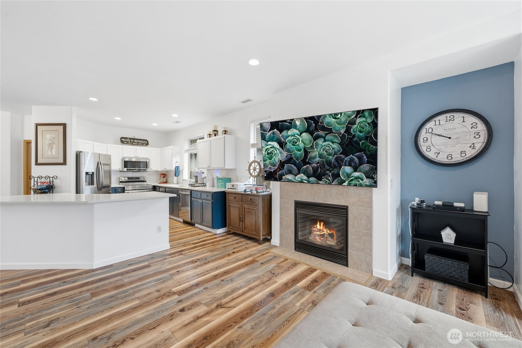 Lacey, Washington, 98516, United States, 2 Bedrooms Bedrooms, ,1 BathroomBathrooms,Residential,For Sale,1987795