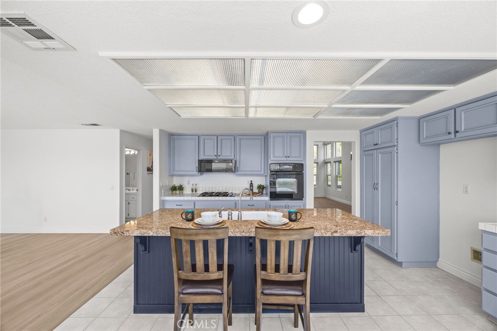 Lake Elsinore, California, 92532, United States, 4 Bedrooms Bedrooms, ,3 BathroomsBathrooms,Residential,For Sale,2048913