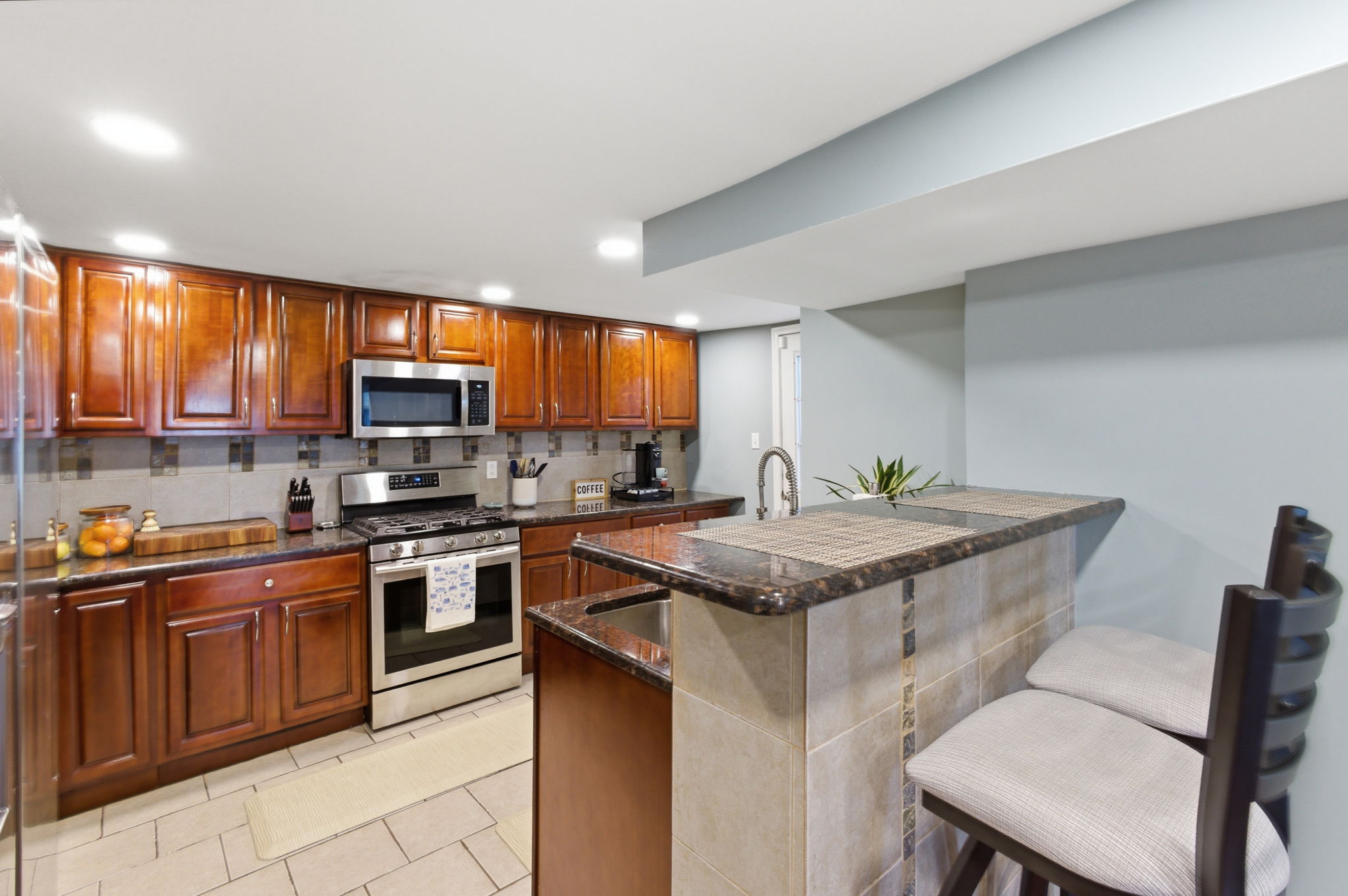  1102 1/2 South Front Street, Philadelphia, PA 19147 - 物件實景