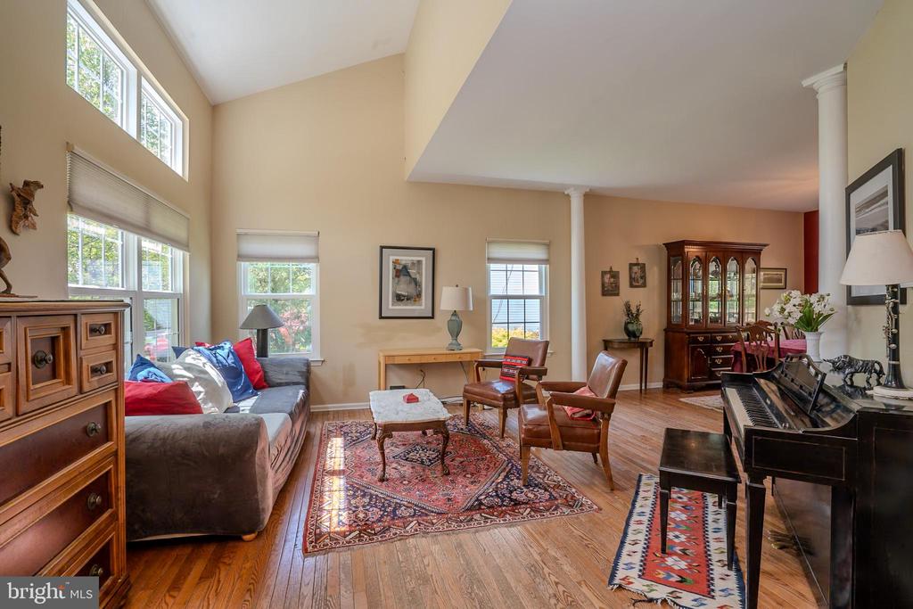 Princeton, New Jersey, 08540, United States, 4 Bedrooms Bedrooms, ,3 BathroomsBathrooms,Residential,For Sale,1977761