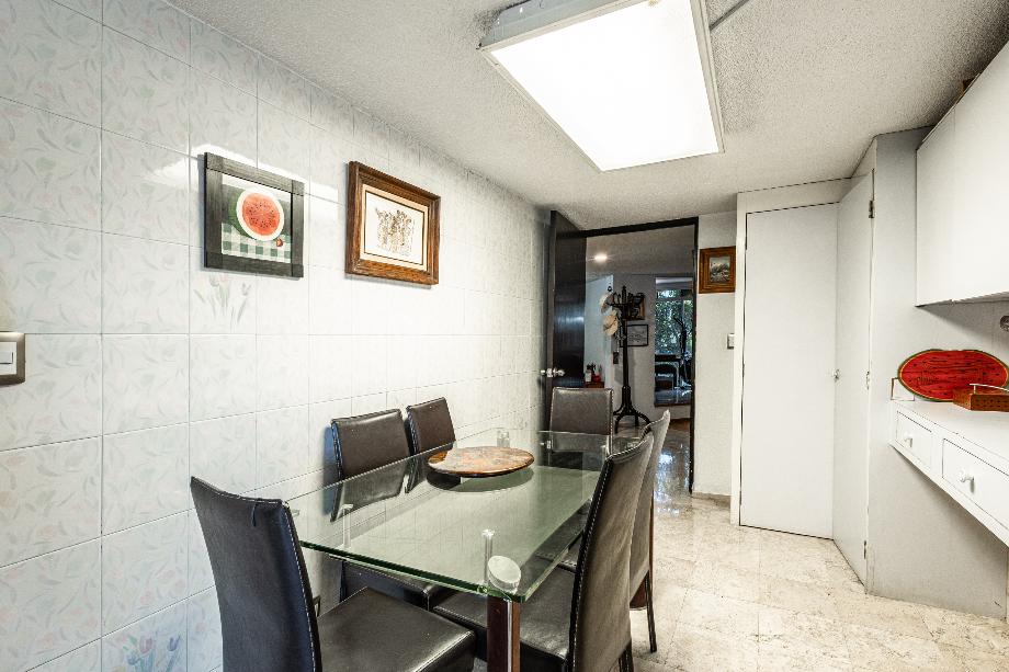 San Antonio, Benito Juárez, Ciudad de México, 03710, Mexico, 3 Bedrooms Bedrooms, ,2 BathroomsBathrooms,Residential,For Sale,San Antonio,1551906