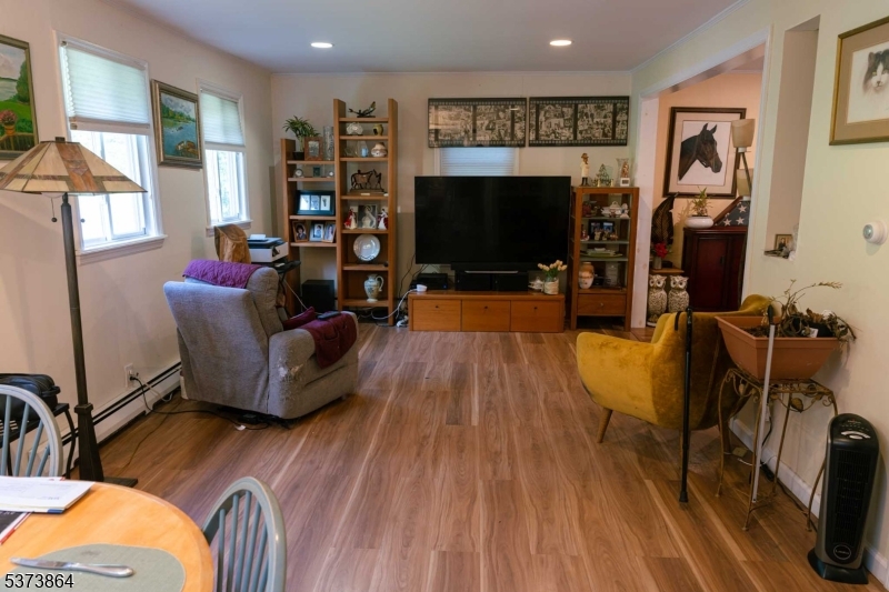 High Bridge Boro, New Jersey, 08829, United States, 4 Bedrooms Bedrooms, ,3 BathroomsBathrooms,Residential,For Sale,1901918
