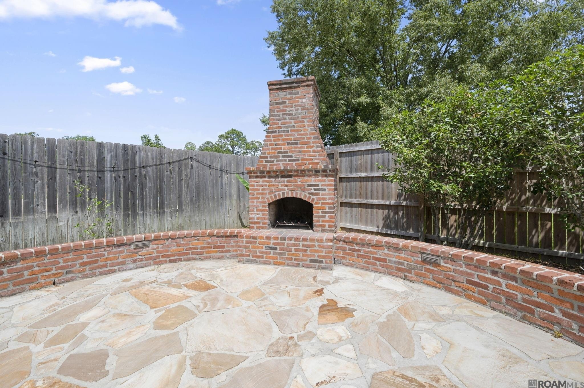 Baton Rouge, Louisiana, 70810, United States, 4 Bedrooms Bedrooms, ,3 BathroomsBathrooms,Residential,For Sale,2037860