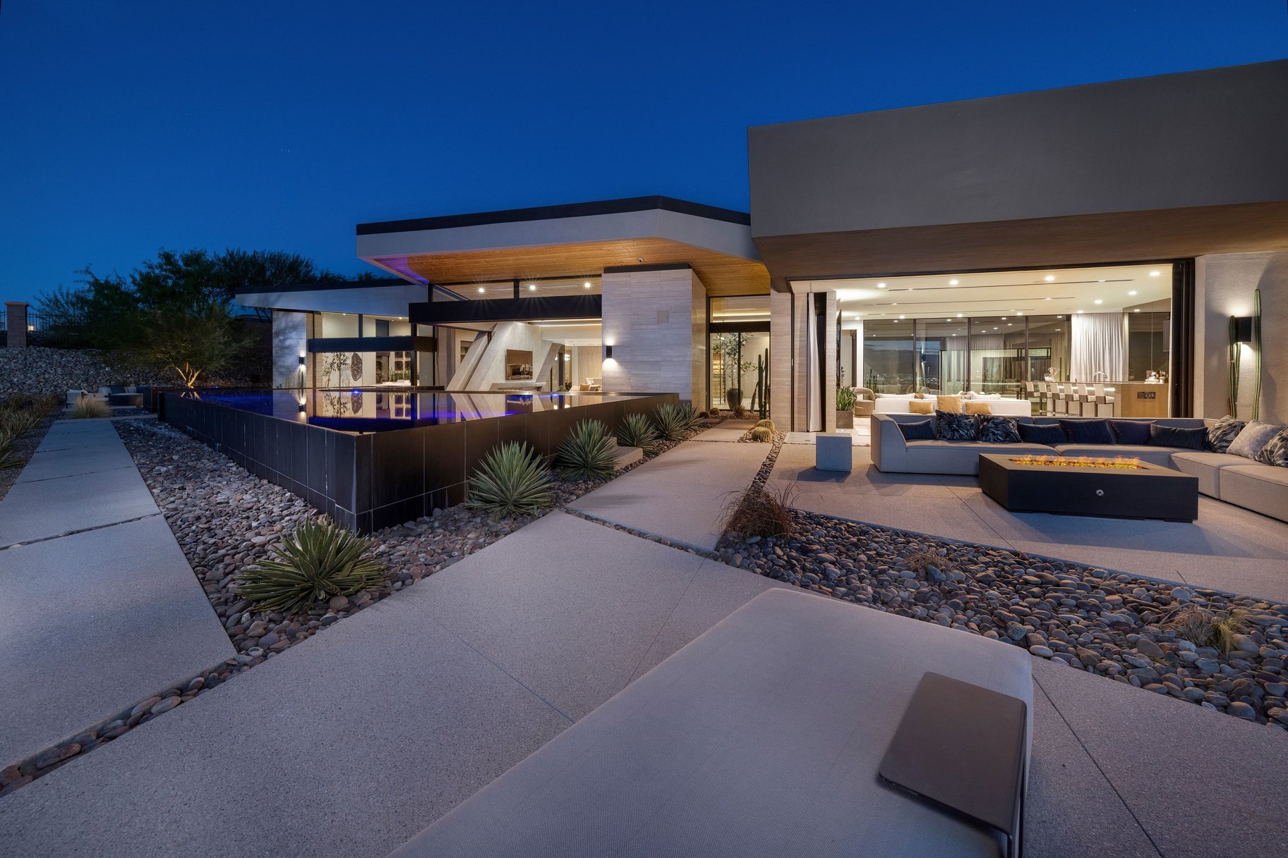  Exceptional Single Level Blue Heron Custom Home - 物件實景