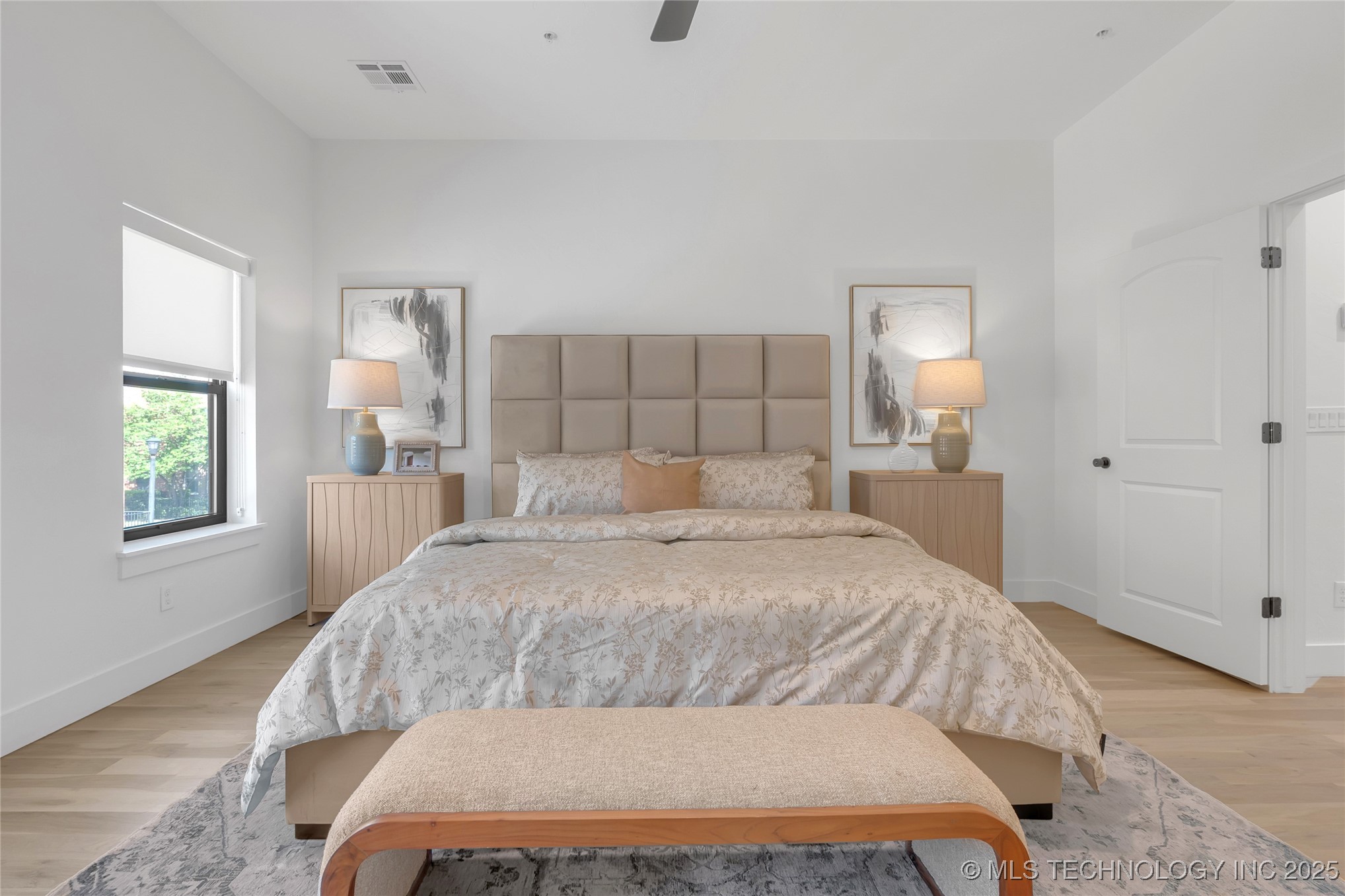 Tulsa, Oklahoma, 74120, United States, 3 Bedrooms Bedrooms, ,3 BathroomsBathrooms,Residential,For Sale,1989379