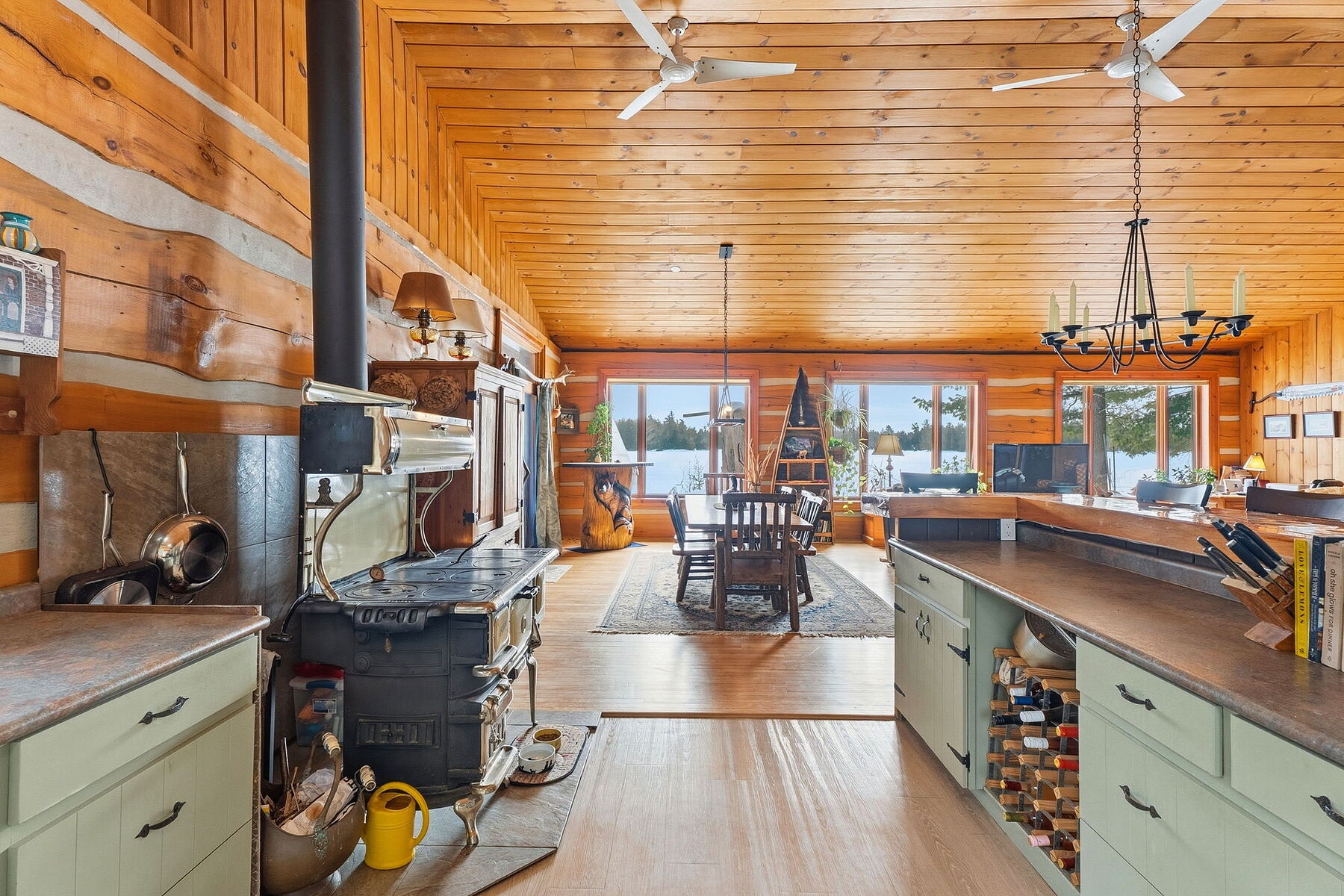  Meadow Lake Log Home - 物件實景