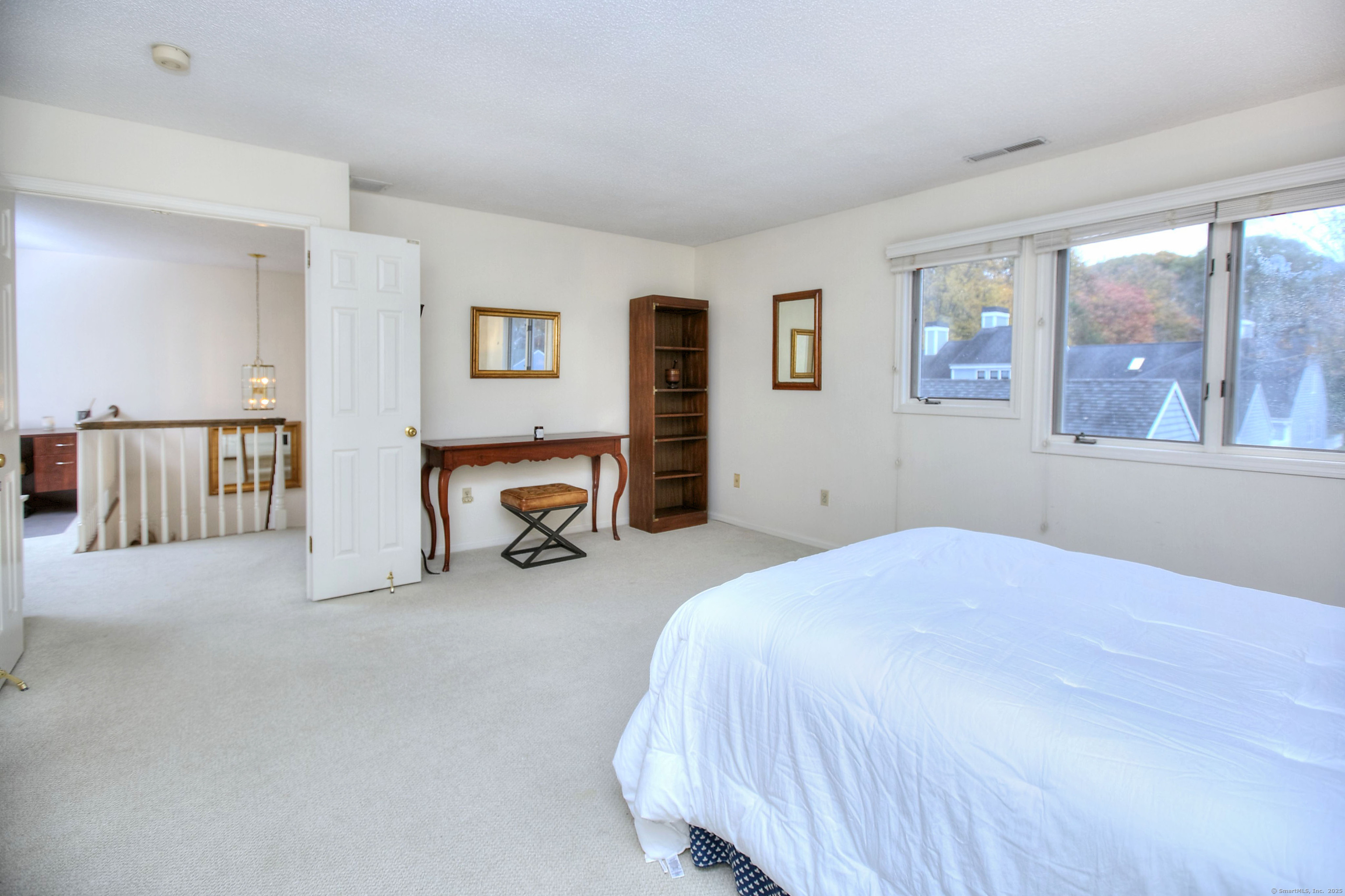 Westport, Connecticut, 06880, United States, 2 Bedrooms Bedrooms, ,3 BathroomsBathrooms,Residential,For Sale,1988257