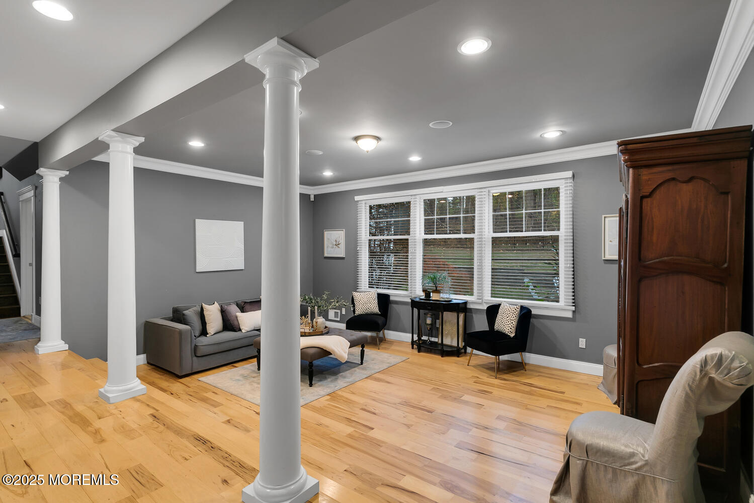 Middletown, New Jersey, 07748, United States, 4 Bedrooms Bedrooms, ,5 BathroomsBathrooms,Residential,For Sale,1990741